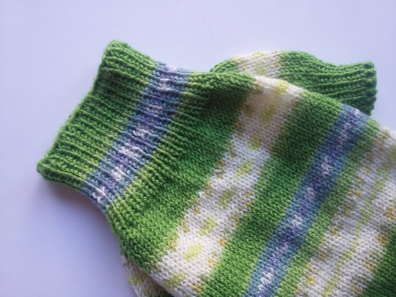 Hund oder Sphinx grün gestrickte Pullover mit Ornament Etsy