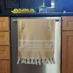 Hanging Kitchen Towel Peaches - Realistic peaches print with brown