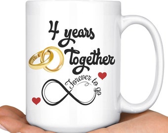 4. Hochzeitstag Geschenk für Sie und ihn, 4. Jahrestag Becher für Mann & Frau, 4 Jahre zusammen, verheiratet 4 Jahre, 4 Jahre mit ihr