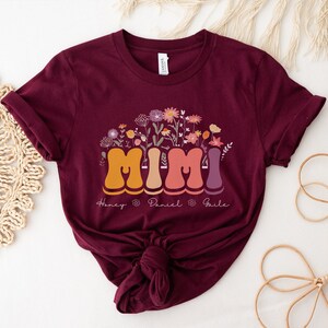 Camicia floreale Mimi personalizzata, maglietta personalizzata per la festa della mamma, abbigliamento Mimi con nomi di nipoti, regalo della nonna per bambini, maglietta Mimi benedetta