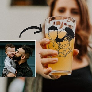 Spersonalizowany Tata z Dzieckiem Portret Kufel, Spersonalizowany Rysunek Zdjęcie Kufel Do Piwa Na Dzień Ojca Dla Taty, Prezent Urodzinowy Od Córki Lub Syna