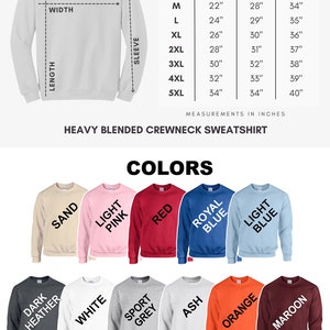 Op de afbeelding: Een Gildan 18000 maattabel voor een zware crewneck sweater met een diagram dat breedte-, lengte- en mouwmaten in inches toont. Hieronder toont een kleurenpalet zeventien crewneck sweaters in verschillende effen kleuren.