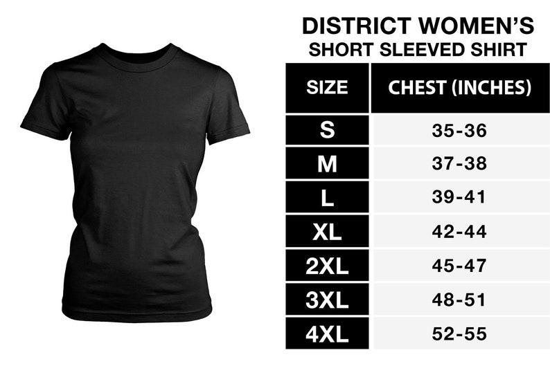 Puede incluir: Tabla de tallas para una camiseta de manga corta para mujer. La tabla muestra las tallas de la S a la 4XL con las medidas de pecho correspondientes en pulgadas.