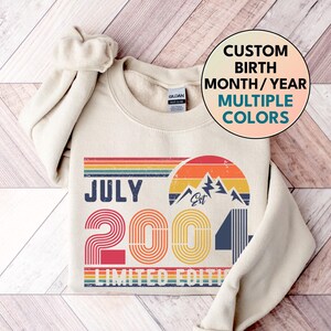 2004 Sweatshirt, 2004 Birthday Sweatshirt Sweater, 2004 Birthday Year Number Sweat for Women Or Man, Birthday Gift, 21st Birthday Sweatshirt