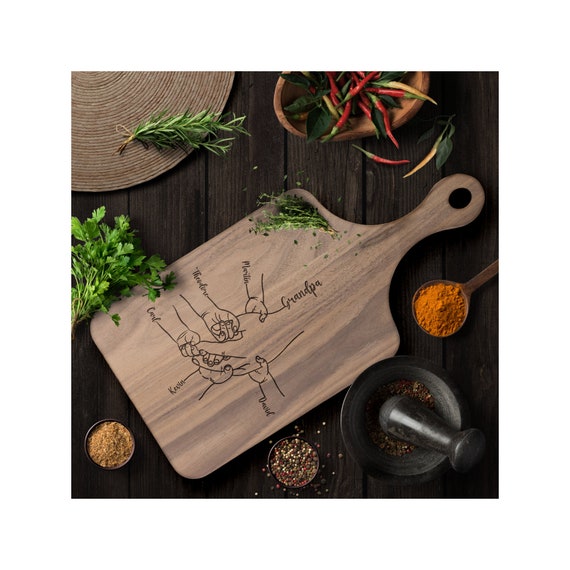 Tagliere Festa Dei Nonni Tagliere In Bambù Personalizzato Con Dedica Per Nonni - Regalo Affettuoso Per Festa Dei Nonni, Compleanno O Natale Tagliere Con Incisione Nomi