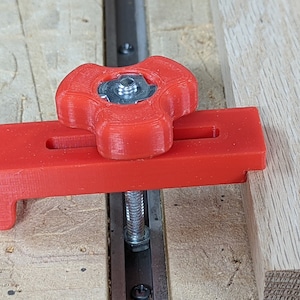 1/4 #20 hold down knob STL file for 3D printing