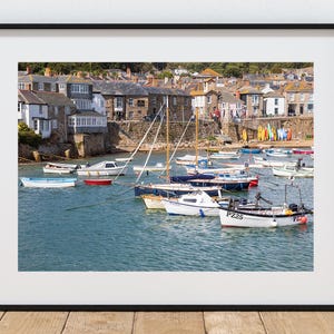 Mousehole Harbor-boten - Cornwall - haven van het vissersdorp aan de zuidkust van Cornwall | landschapsprint | | kunst aan de muur |
