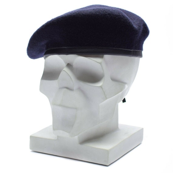 Produktbild von Original Bundeswehr Barett – BW Baskenmütze In 8 Farben & Verschiedenen Größen