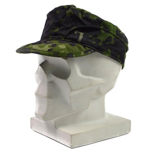 Echte veldpet van het Deense leger, militaire M84 Flecktarn camouflage jungle zomerhoed