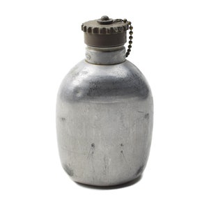 Original Austrian army canteen aluminum flask plastic screw lid military issue surplus