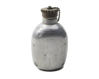 Original Austrian army canteen aluminum flask plastic screw lid military issue surplus