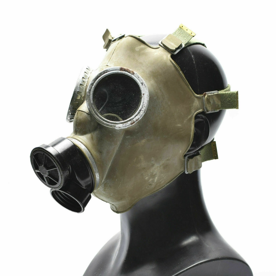 【未使用品】ポーランド軍　実物ガスマスクセット MILITARY ミリタリーアイテム 実物 新品 ポーランド軍 ガス