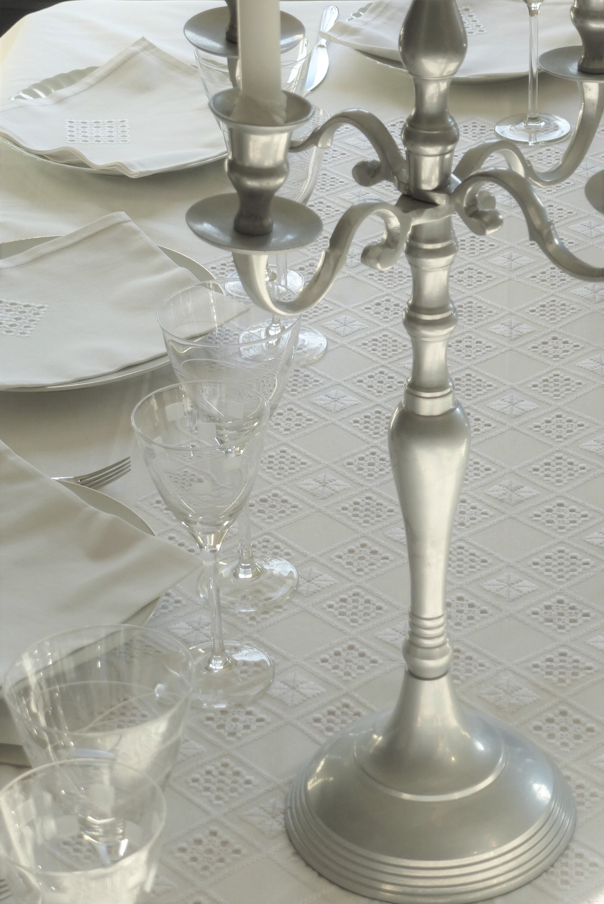 Nappe Brodée Jours D'angle
