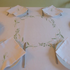 Square tablecloth Lily and Arum (170 x 170)