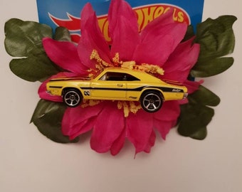 69 Dodge Charger 500 hair flower