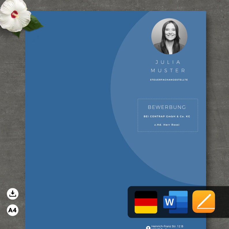 May include: A blue cover page for a job application with a headshot of a woman, the text "JULIA MUSTER STEUERFACHANGESTELLTE BEWERBUNG BEI CONTRAP GmbH & Co. KG z.Hd. Herr Rossi", and a German flag.