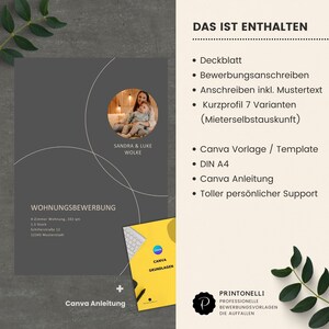 Pu&ograve; includere: Un modello di progettazione grafica grigio e bianco per una domanda di alloggio. Il modello include una foto di una coppia e del loro bambino, una sezione per le informazioni personali e una sezione per i dettagli dell'alloggio. Il testo "Wohnungsbewerbung" &egrave; visibile sul modello. Il modello &egrave; progettato per essere utilizzato con Canva.