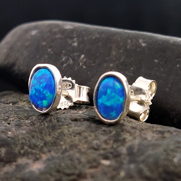 Sterling Silver 925 Greek Oval Fire Blue Opal Stud Small Earrings 7x5mm, Greek Opal Jewelry, From Greece, Griechischer Opal Silber Ohrringe