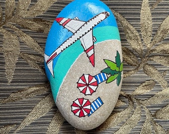 Beach Painted Rock - Meet me at Arrivals ! View from above SEALED