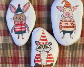 ¡Piedras pintadas con animales de invierno por solo 8 dólares cada una! SELLADAS