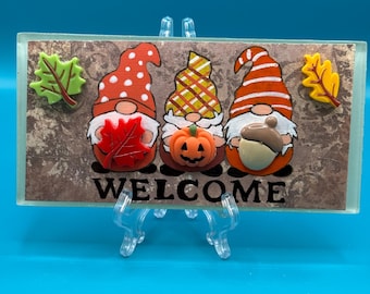 Carrelage métro en verre laiteux peint à la main Welcome Fall Gnomes sur du papier decoupage scellé en 3D