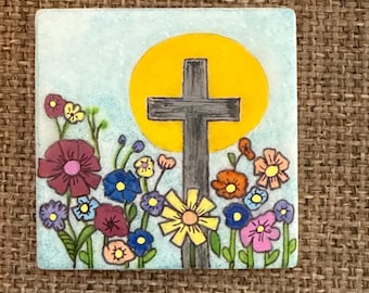 Piedra pintada con cruz y flores bohemias SELLADA