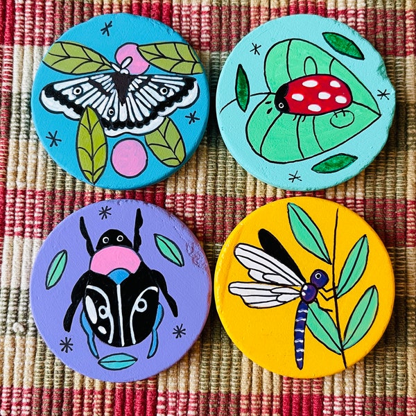 Garden Critters painted rocks Set of 4 !  SEALED Santorini small rounds