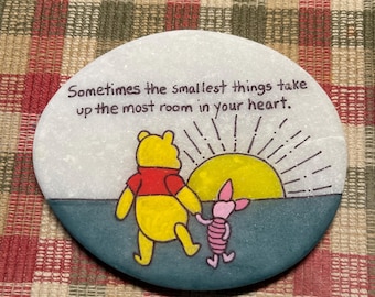 Piedra pintada de Winnie the Pooh y Piglet - Las cosas más pequeñas