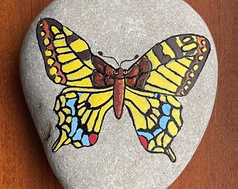 18+ Butterfly Rock Painting