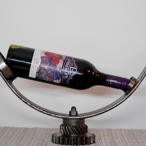 Metal art wine holder Carousel