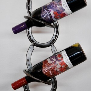 Metal art wine holder Duo