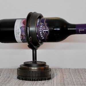 Metal art wine holder Carousel
