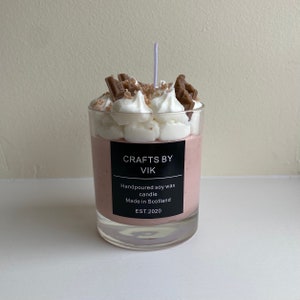 Hand poured chocolate dessert candle-Chocolate chip cookie scent and design - soy wax, home decor, candle, Faux food candles, present, gift,