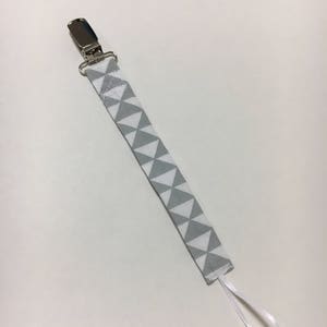 Pyramid Pacifier clip