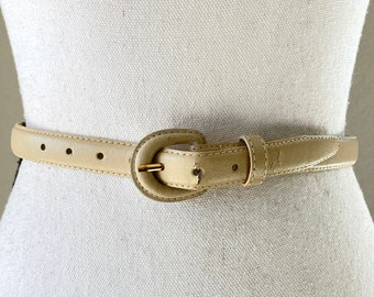1970s 1980s Slim Ivory Leather Belt