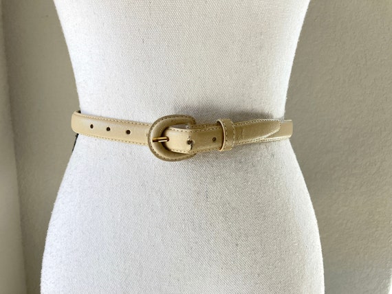 1970s Ivory Leather Belt, 1980s Slim Off White Be… - image 1