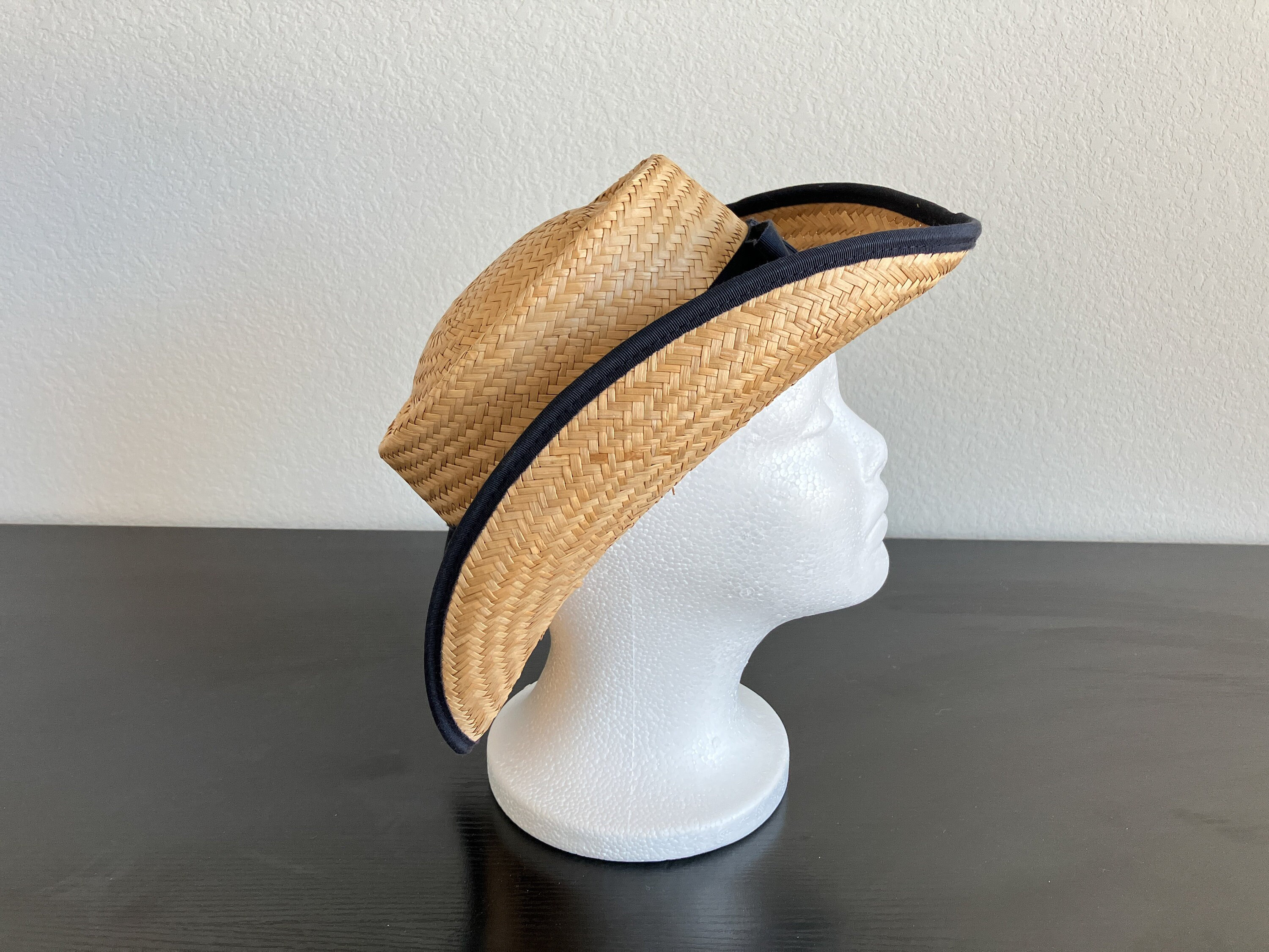 Vintage Natural Straw Hat With Bow - Etsy Israel display picture 1