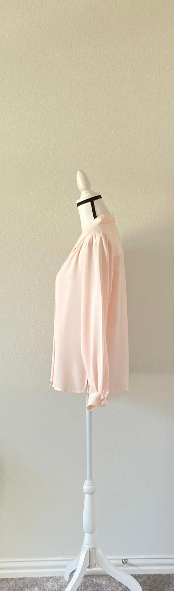 1980s Peach Blouse, 1980s Pintuck Pink Top - image 4