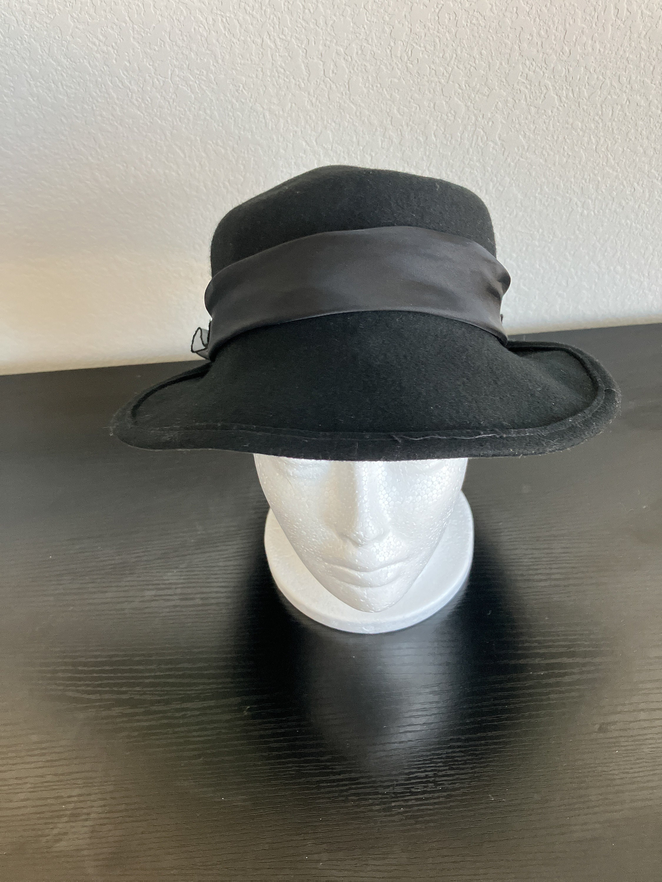 Vintage Black Wool Wide-Brim Hat with Scarf Adolfo 1970s Black Wool Felt Wide Brim Scarf Hat  main image 3