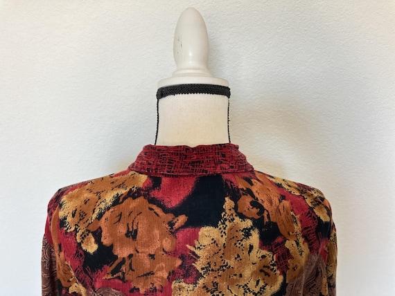 1990s Abstract Print Button Down Blouse - image 6