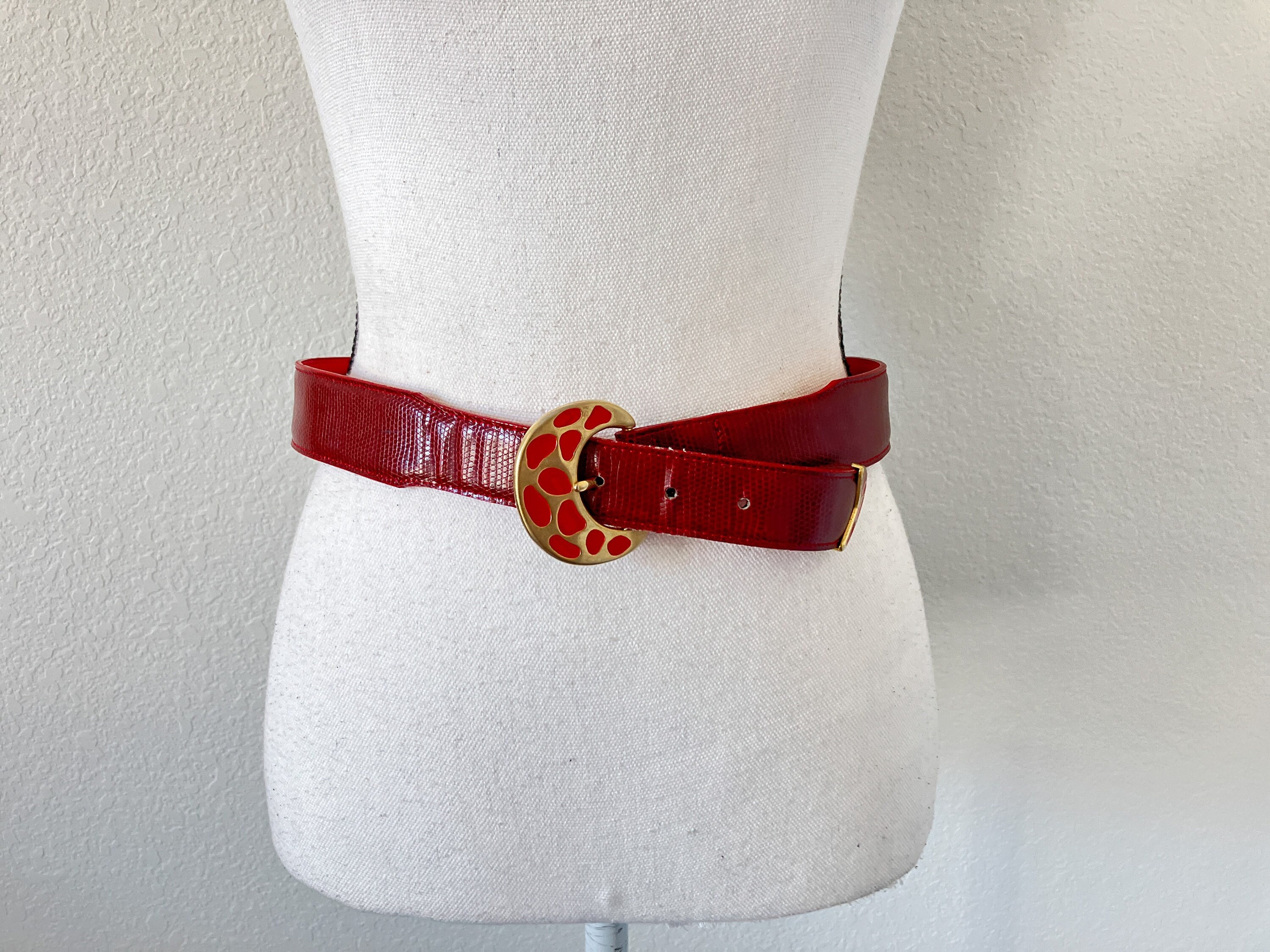 80s,m/l snakeskin red black assymetrical belt The Milano Red Leather Belt Limited Edition — Men Leather  main image 4