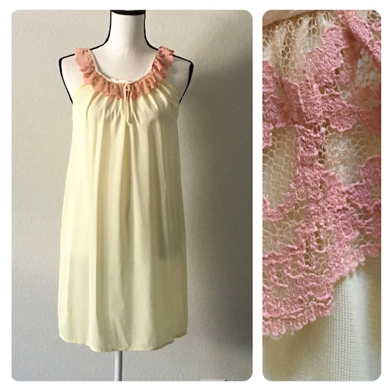 1960s Yellow Chemise with Lace Collar, Vintage Sl… - image 1