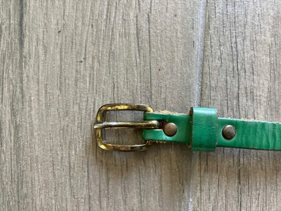 1970s Green Leather Belt, Vintage Skinny Belt - Gem