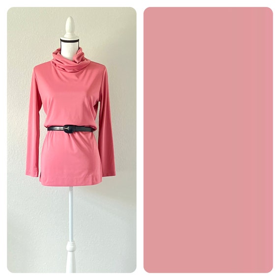 1970s Dusty Rose Turtleneck Top, Vintage Mauve Tu… - image 1