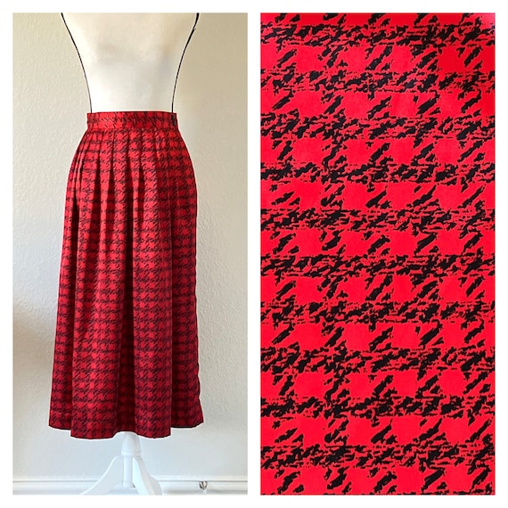 1980s Red and Black Houndstooth Skirt, Vintage Gr… - image 1