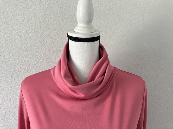 1970s Dusty Rose Turtleneck Top, Vintage Mauve Tu… - image 3