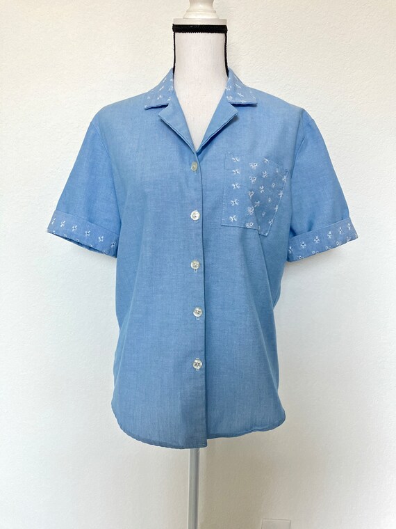 1990s Chambray Button Down with Eyelet Trim - image 2