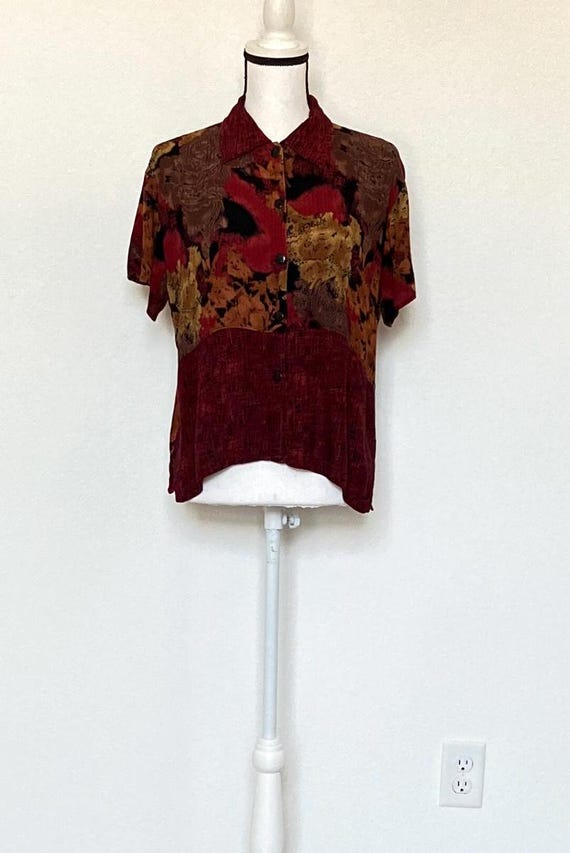 1990s Abstract Print Button Down Blouse - image 2