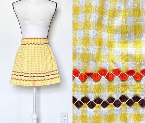 Vintage Gingham Half Apron