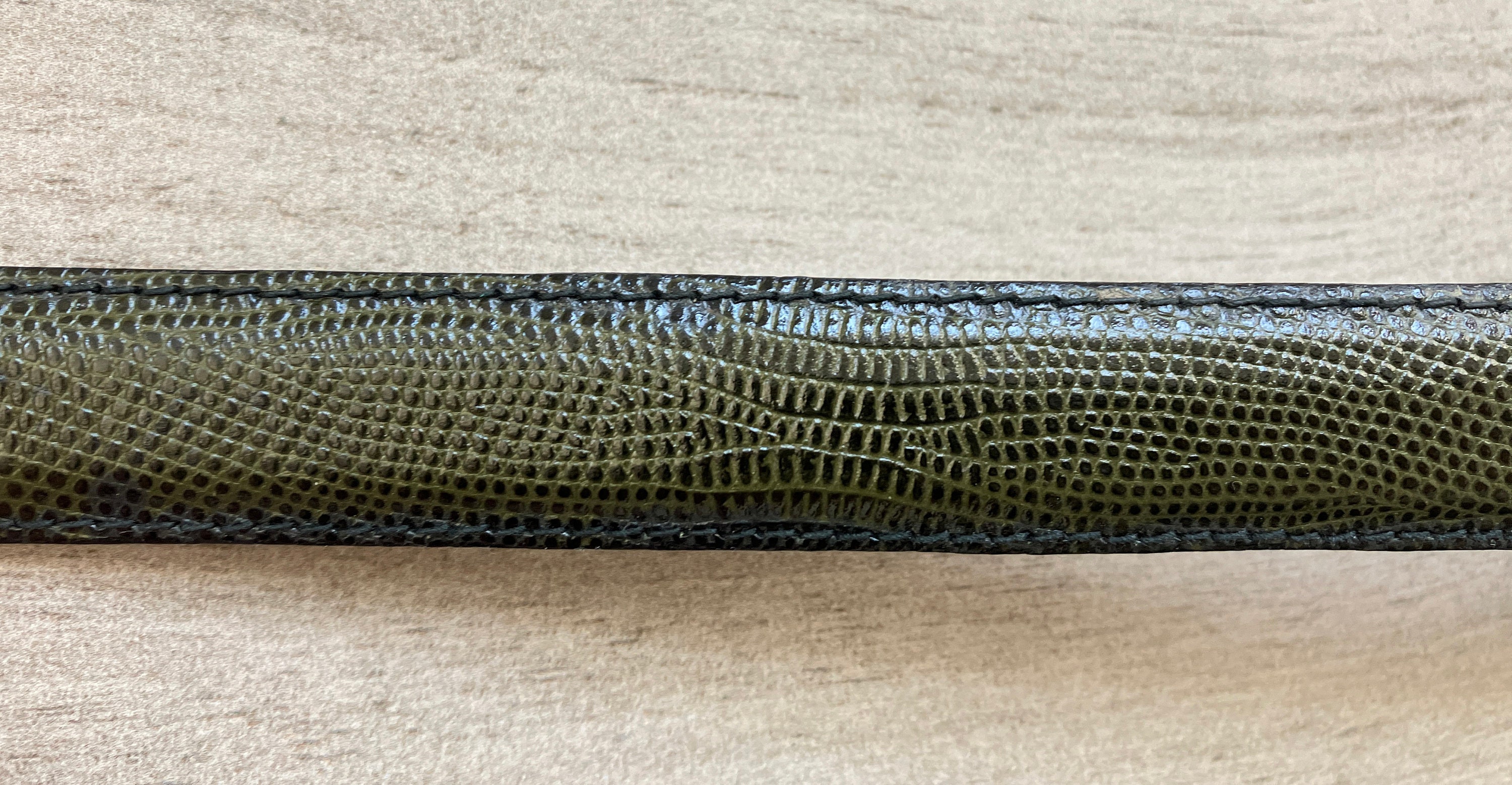 1980s Olive Lizard Skin Belt, Vintage Green Leather Belt - Etsy display picture 2